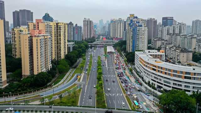  五年沉浮与行业转折：数千亿规模背后的生存逻辑与突围路径 新闻