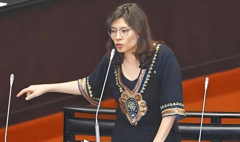  从虹桥到中南海：郑丽文六天大陆行背后的战略逻辑与技术解码 新闻 从虹桥到中南海：郑丽文六天大陆行背后的战略逻辑与技术解码 新闻