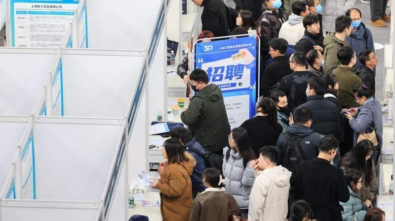  解码深圳全球引才：700名海外英才如何撬动湾区高质量发展新引擎？ 新闻