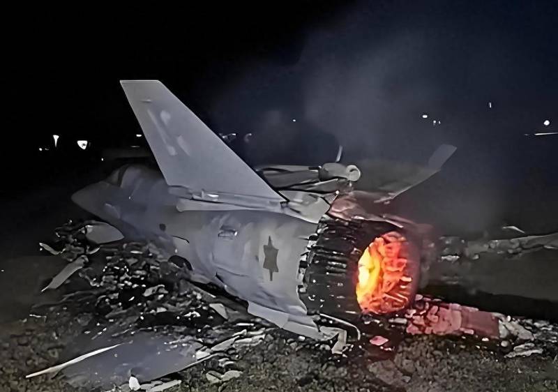  当F-15被击落的瞬间，五角大楼才惊醒：导弹的“心脏”握在谁手里 新闻