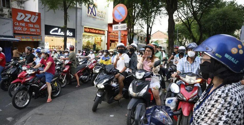 中国两轮电动车的东南亚破局：从价格绞杀到系统出海的技术进化论